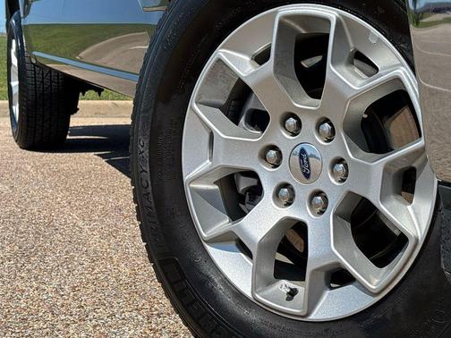 CARBONIZED GRAY METALLIC 2023 Ford F-150 XLT