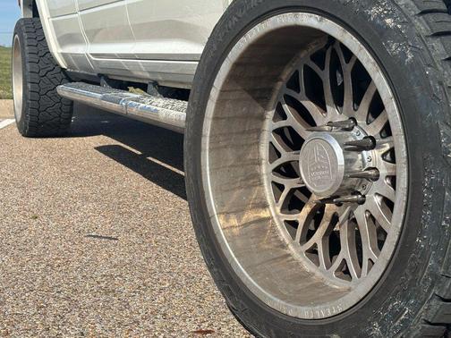 2022 RAM 3500 Laramie Crew Cab 4x4 8' Box