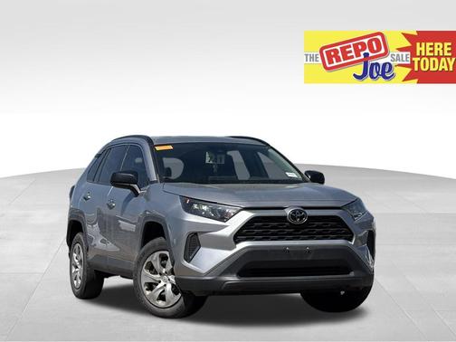 Silver Sky Metallic 2020 Toyota RAV4 LE