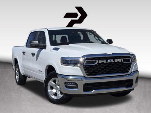 Bright White Clearcoat 2025 RAM 1500 Big Horn/Lone Star