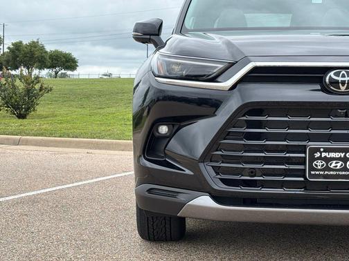 18 2026 Toyota Grand Highlander Limited