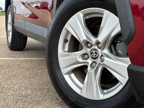 Ruby Flare Pearl 2021 Toyota RAV4 XLE