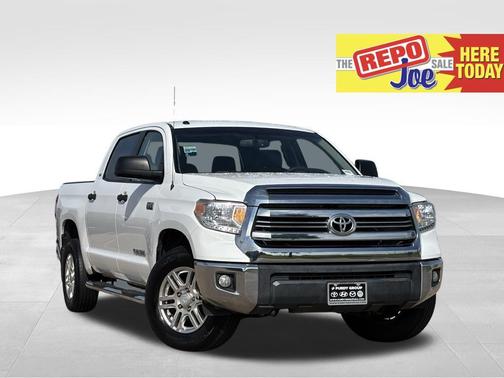 Super White 2016 Toyota Tundra SR5