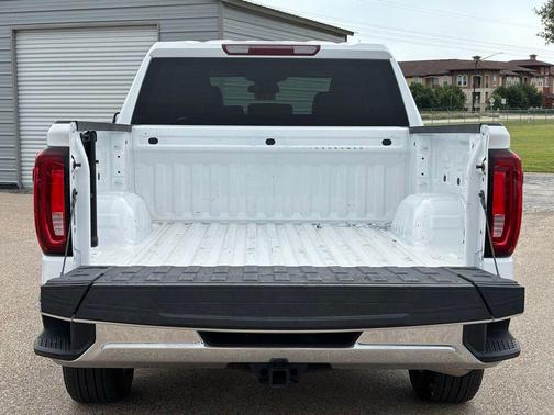 Summit White 2025 GMC Sierra 1500 SLT