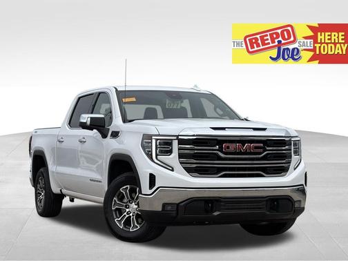 Summit White 2025 GMC Sierra 1500 SLT