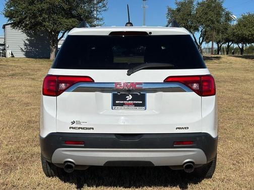 2018 GMC Acadia SLE-2