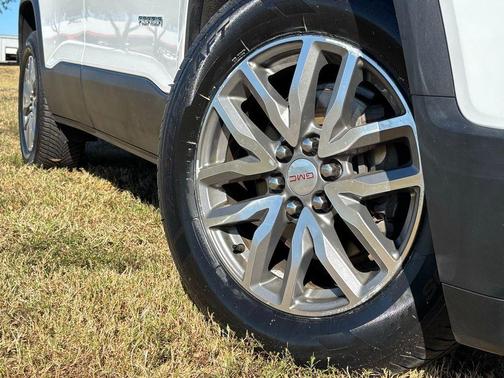 2018 GMC Acadia SLE-2