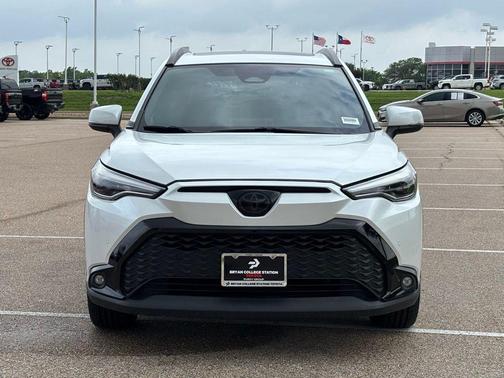 Wind Chill Pearl 2024 Toyota Corolla Hybrid SE