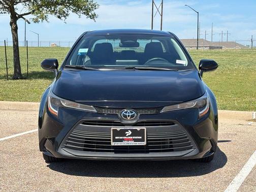 Midnight Black Metallic 2024 Toyota Corolla LE