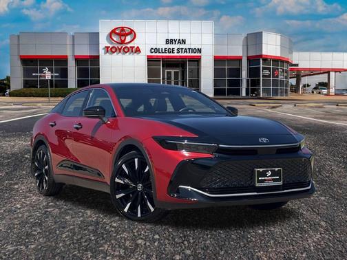 2025 Toyota Crown Platinum