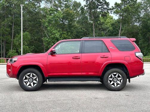 2024 Toyota 4Runner TRD Off Road