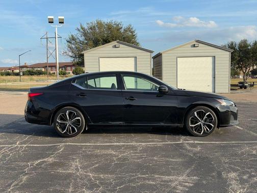 2024 Nissan Altima SR FWD