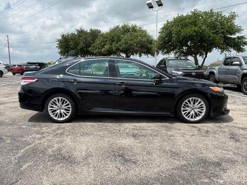 2019 Toyota Camry XLE