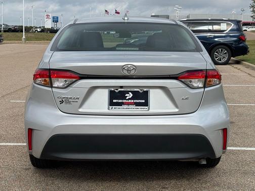 Classic Silver Metallic 2024 Toyota Corolla LE