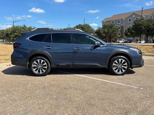 2024 Subaru Outback Touring