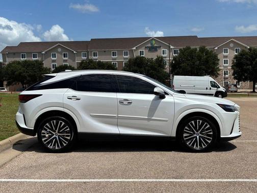 Eminent White Pearl 2024 Lexus RX 350 Premium Plus