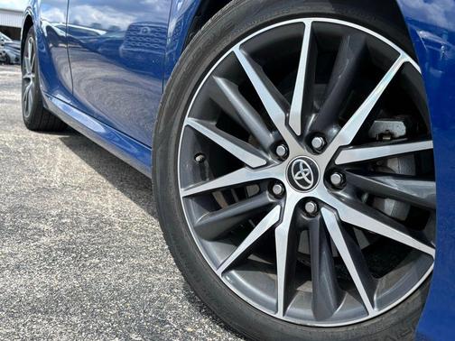 2024 Toyota Camry XLE