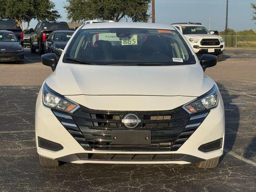 2024 Nissan Versa 1.6 S