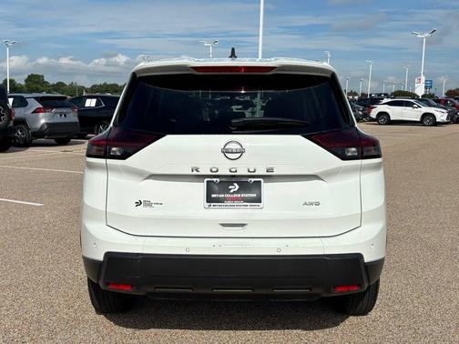 2024 Nissan Rogue S