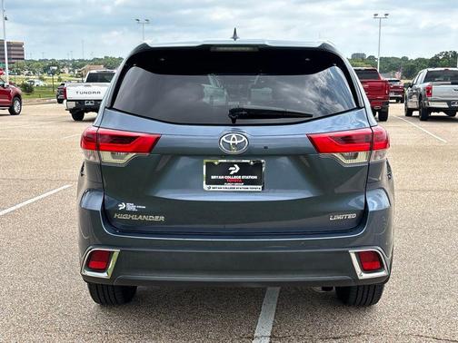Shoreline Blue Pearl 2019 Toyota Highlander Limited Platinum