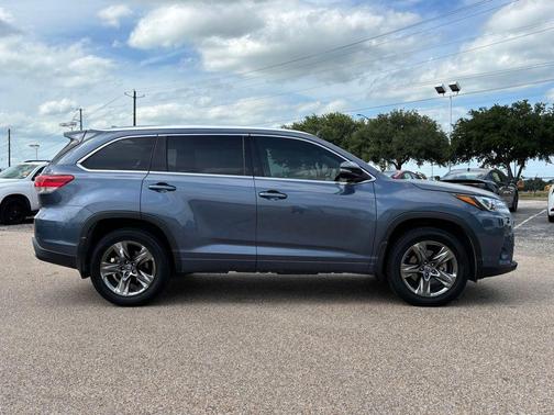 Shoreline Blue Pearl 2019 Toyota Highlander Limited Platinum