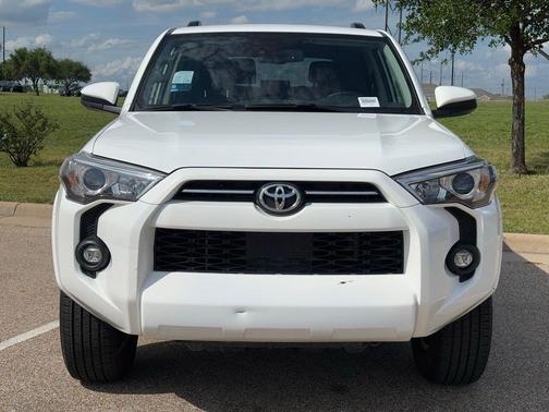 Ice Cap 2024 Toyota 4Runner SR5