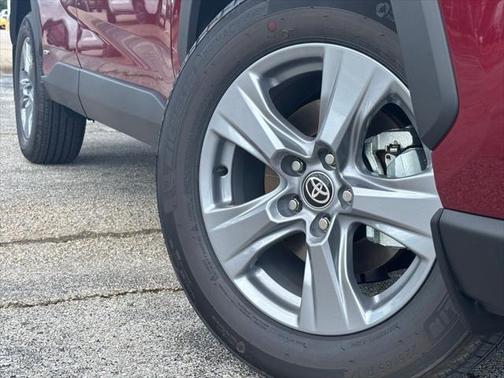 2025 Toyota RAV4 Hybrid LE