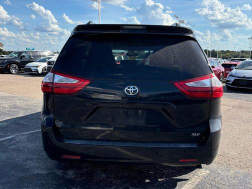 2015 Toyota Sienna XLE Premium