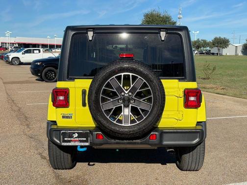 2023 Jeep Wrangler 4xe Sahara
