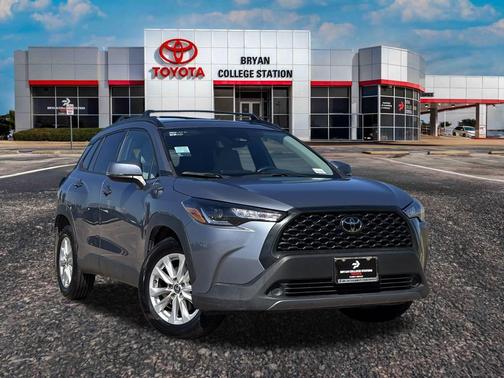 2023 Toyota Corolla Cross LE