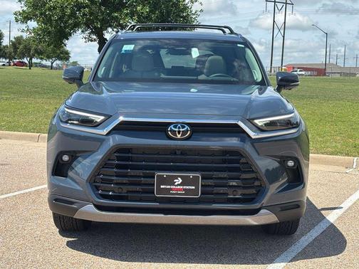 L6 2026 Toyota Grand Highlander Platinum