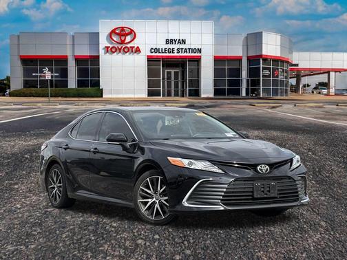 2022 Toyota Camry XLE