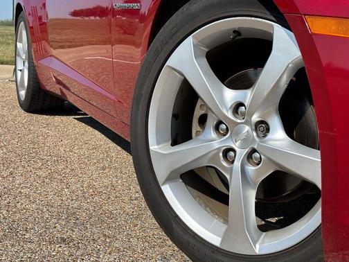 2015 Chevrolet Camaro 2LT