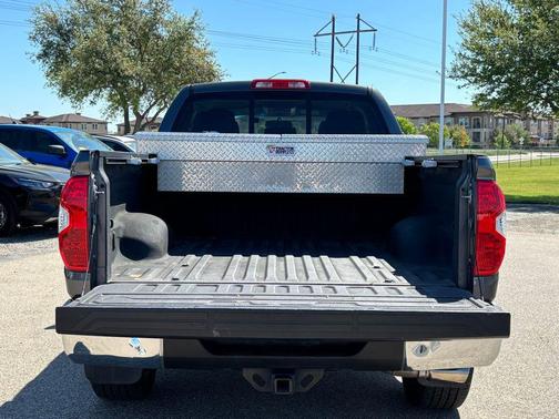 2015 Toyota Tundra SR5