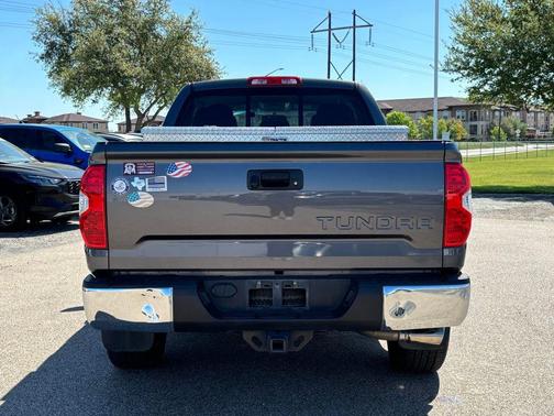 2015 Toyota Tundra SR5