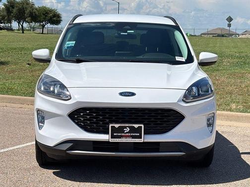 Oxford White 2021 Ford Escape SEL