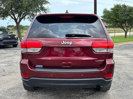2018 Jeep Grand Cherokee Laredo