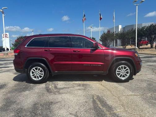 2018 Jeep Grand Cherokee Laredo