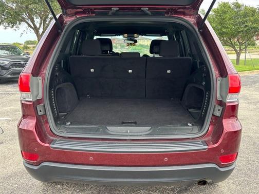 2018 Jeep Grand Cherokee Laredo