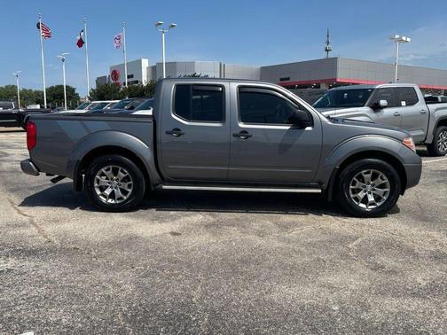 2021 Nissan Frontier SV