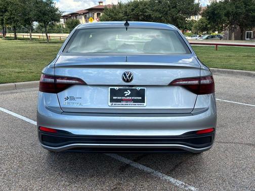 2024 Volkswagen Jetta 1.5T S