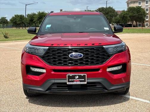 2022 Ford Explorer ST-Line