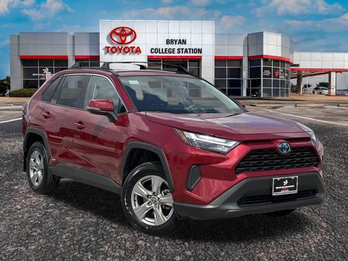 2024 Toyota RAV4 Hybrid XLE