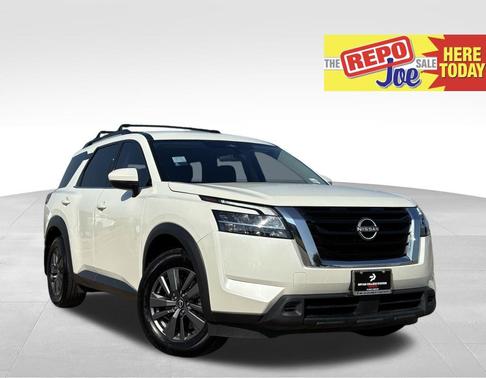 2022 Nissan Pathfinder SV 2WD
