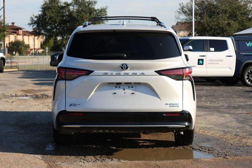 2023 Toyota Sienna Platinum 7 Passenger