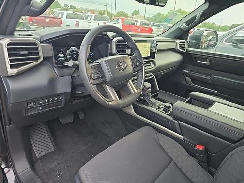 2025 Toyota Sequoia SR5