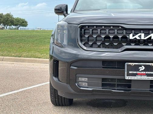 Ebony Black 2024 Kia Telluride SX Prestige X-Line