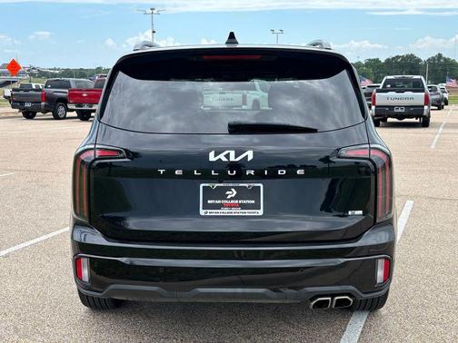 Ebony Black 2024 Kia Telluride SX Prestige X-Line