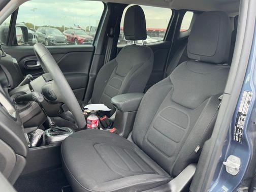 2022 Jeep Renegade Latitude