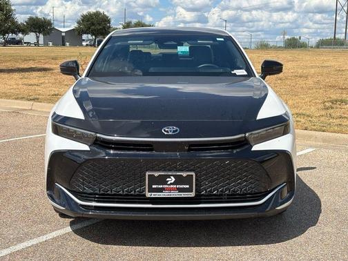 2025 Toyota Crown Platinum